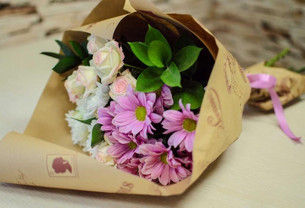 Букет цветов из: Розы и Хризантемы в Нытве