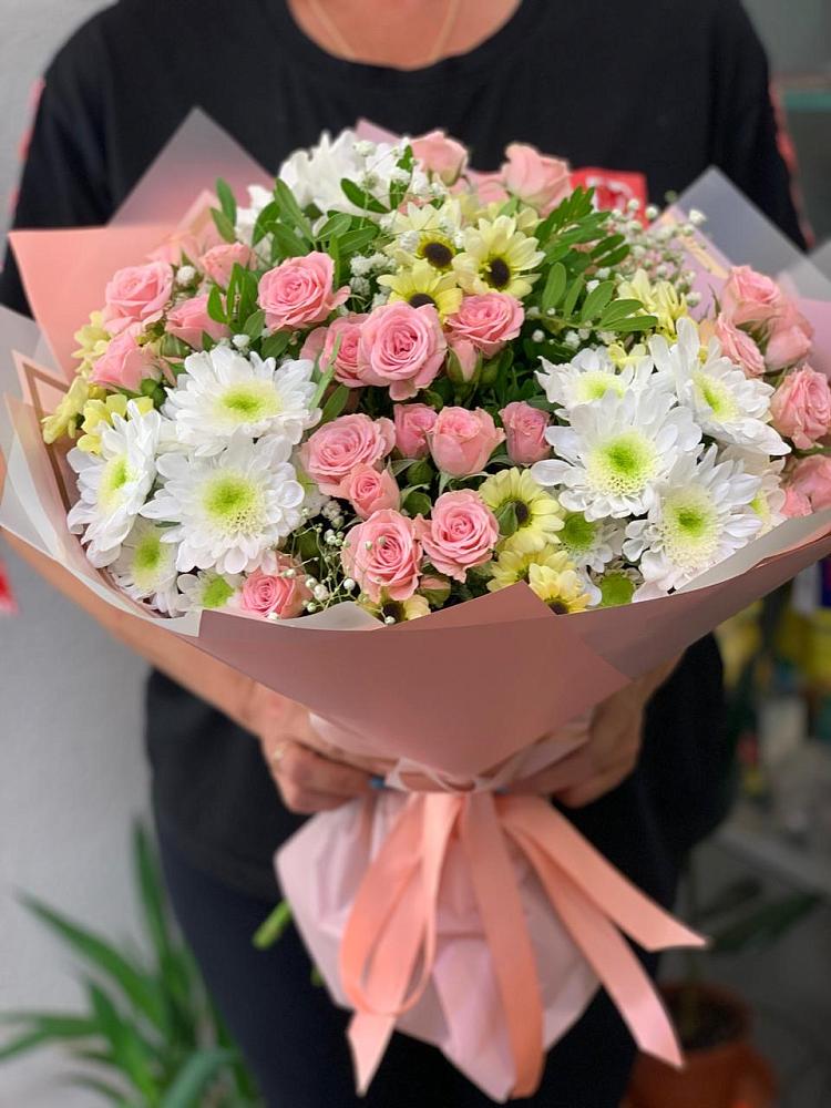 Букет цветов из: Розы и Хризантемы в Нытве