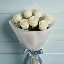 Букет 7 Белых роз Эдлесс Лав в Нытве