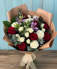 Букет цветов из:  Розы и Альстромерии в Нытве
