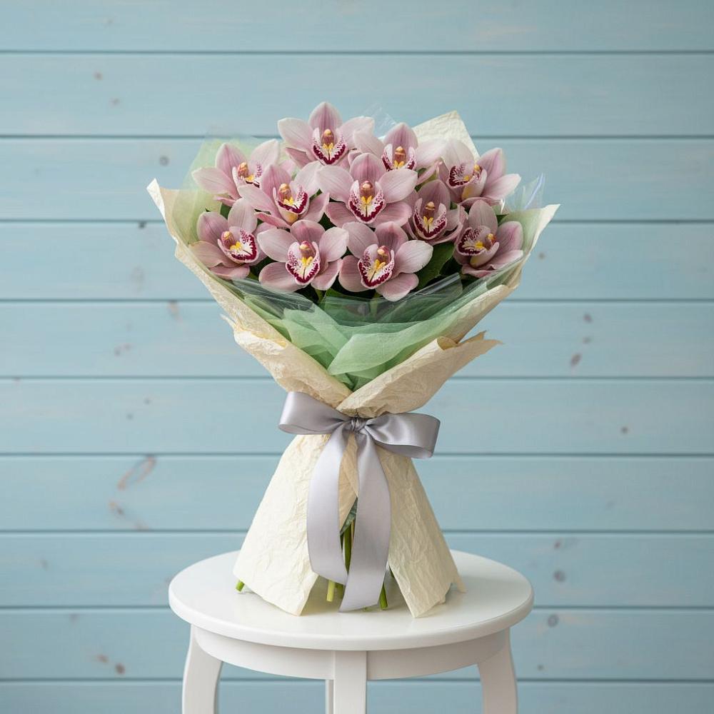 Букет цветов из: Орхидеи и Розы в Нытве