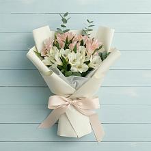 Букет цветов из:  Альстромерии в Нытве