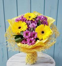 Букет цветов из:  Хризантемы и Герберы в Нытве