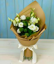 Букет цветов из:  Хризантемы и Лизиантусы #REPLACE_PRED# Нытве