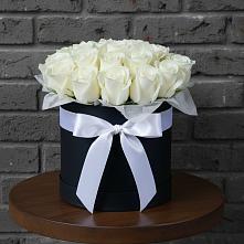 Цветочная композиция из Розы в шляпной коробке #REPLACE_PRED# Нытве